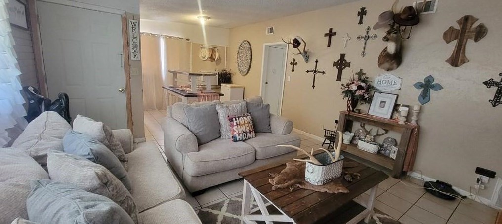 601 Avenue D, Beech Grove, TX 75951-3518