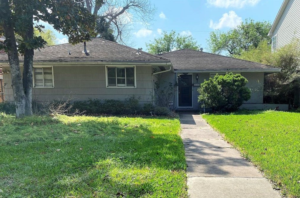 5111 Aspen St, Bellaire, TX 77401