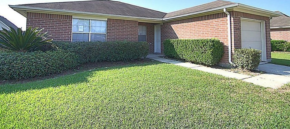 12306 Greenglen Dr, Houston, TX 77044