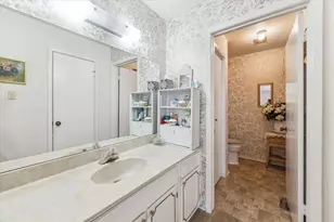 5005 Georgi Ln, Houston, TX 77092 - Photo 10