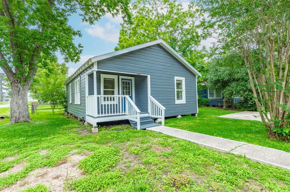 7612 Mclarty St, Hitchcock, TX 77563