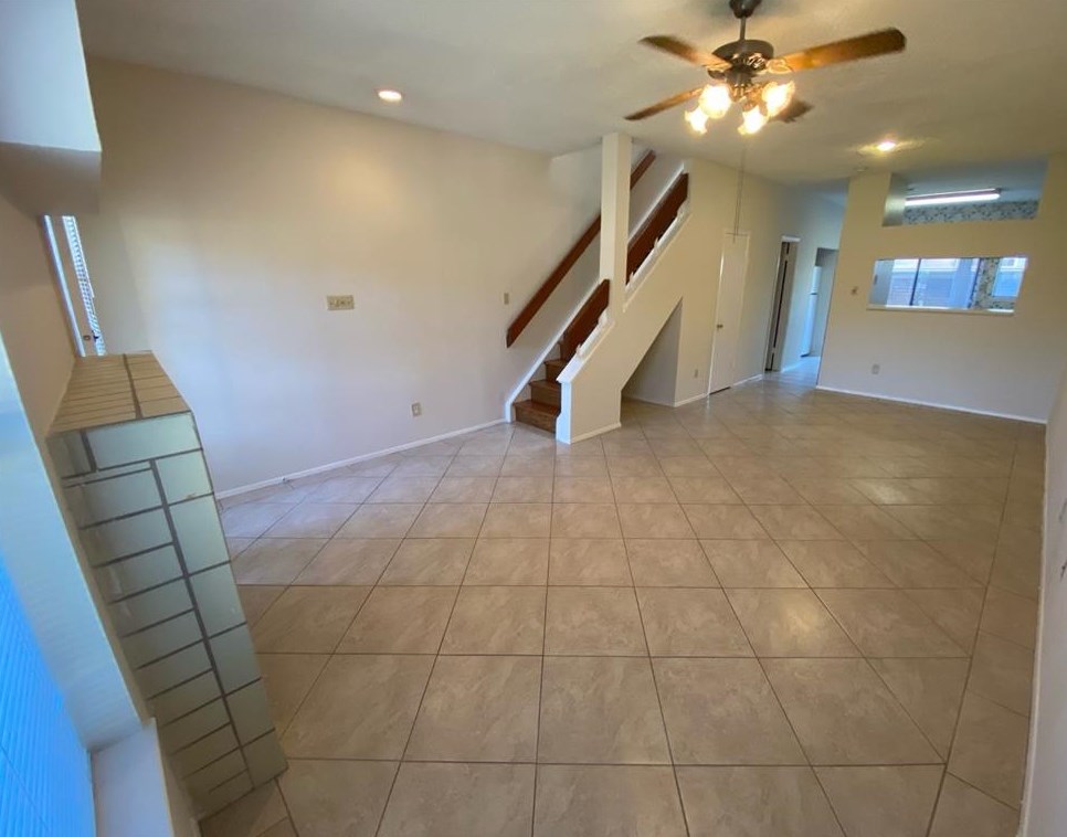7900 Bissonnet St # D5, Houston, TX 77074