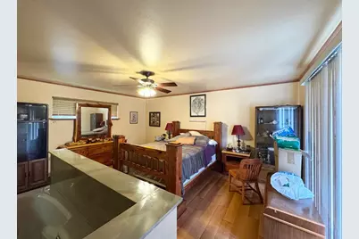 1207 E Redbud, Crockett, TX 75835 - Photo 14