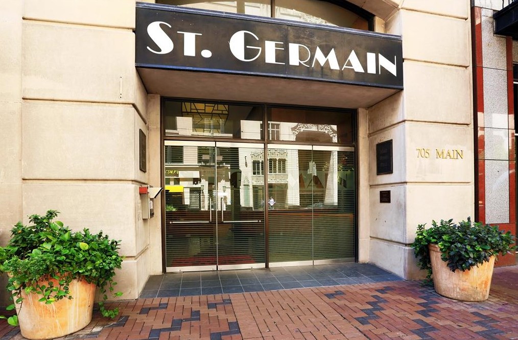 705 Main St, Houston TX 77002-3301 exterior