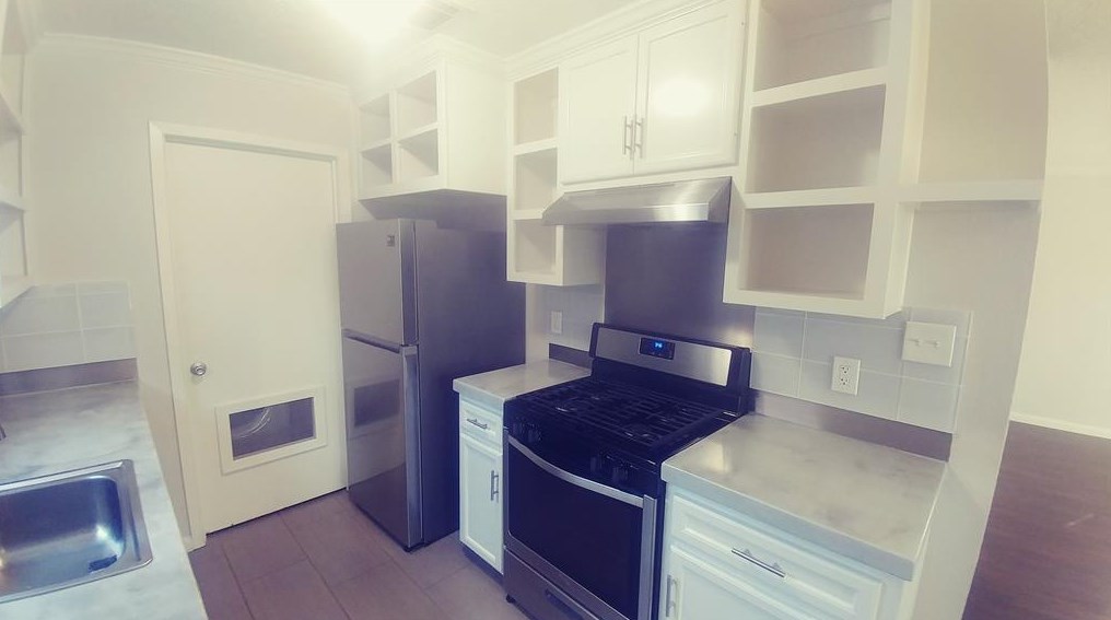 803 W 16th St, Houston, TX 77008