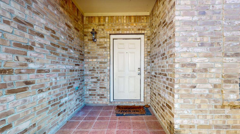 907 Morley Park Ln, Spring, TX 77373