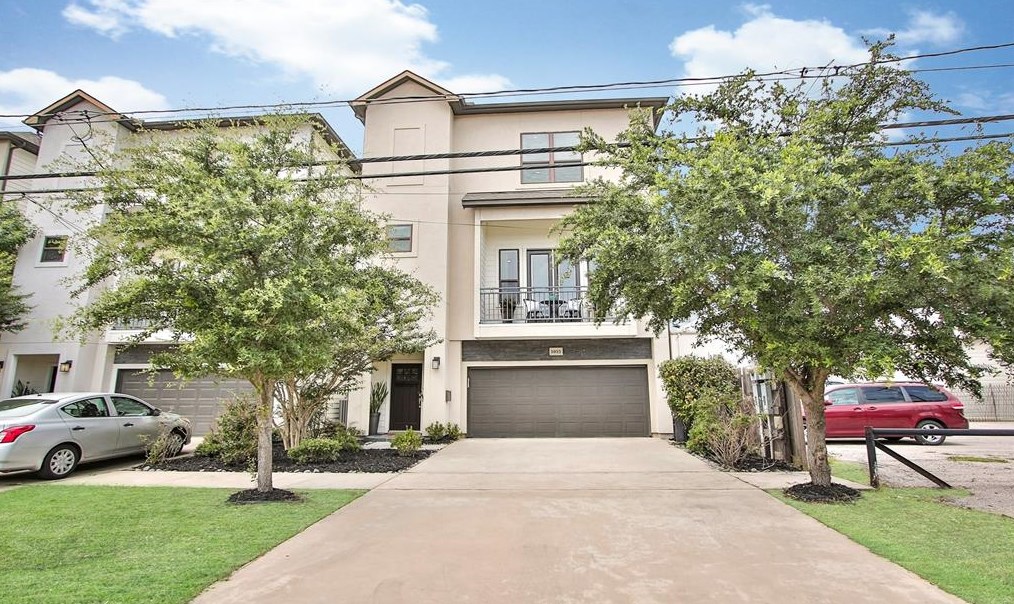 1055 25th St, Houston TX  77009-1720 exterior