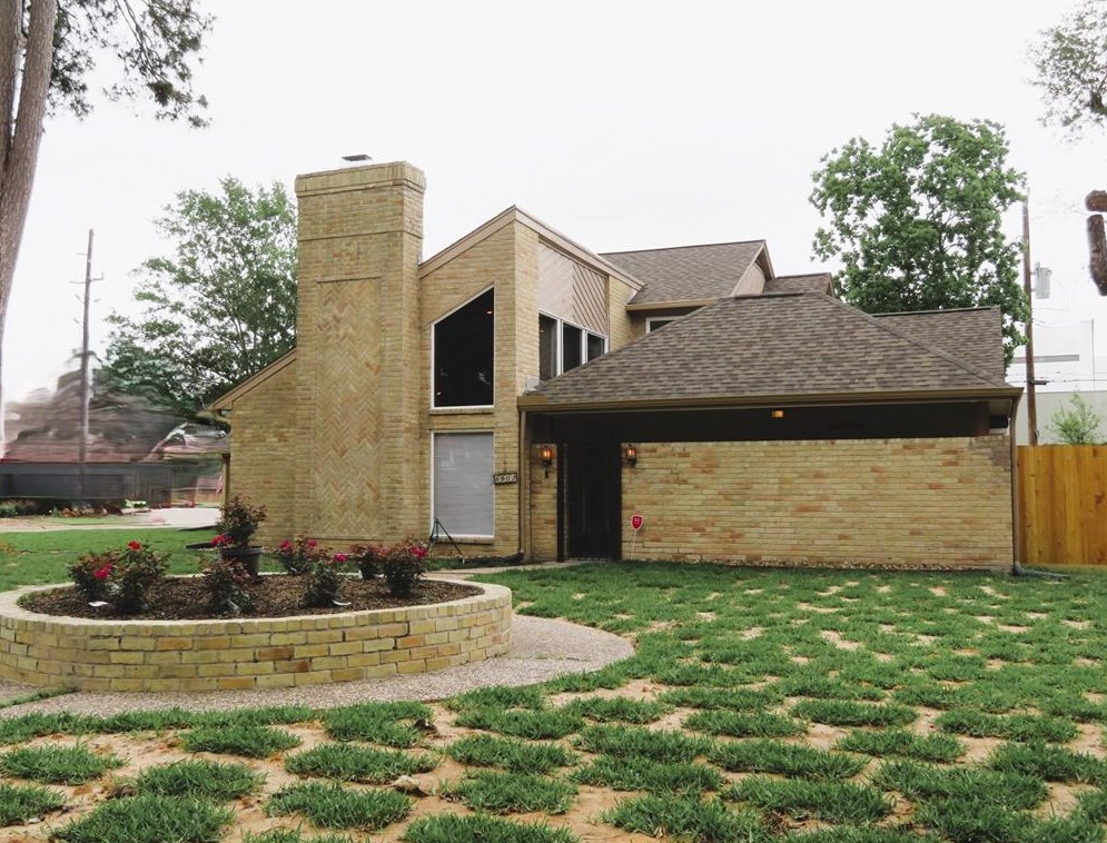 5903 Lookout Mountain Dr, Houston, TX 77069-2549