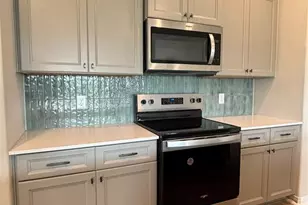 837 Swallow Dr, Palacios, TX 77465 - Photo 18