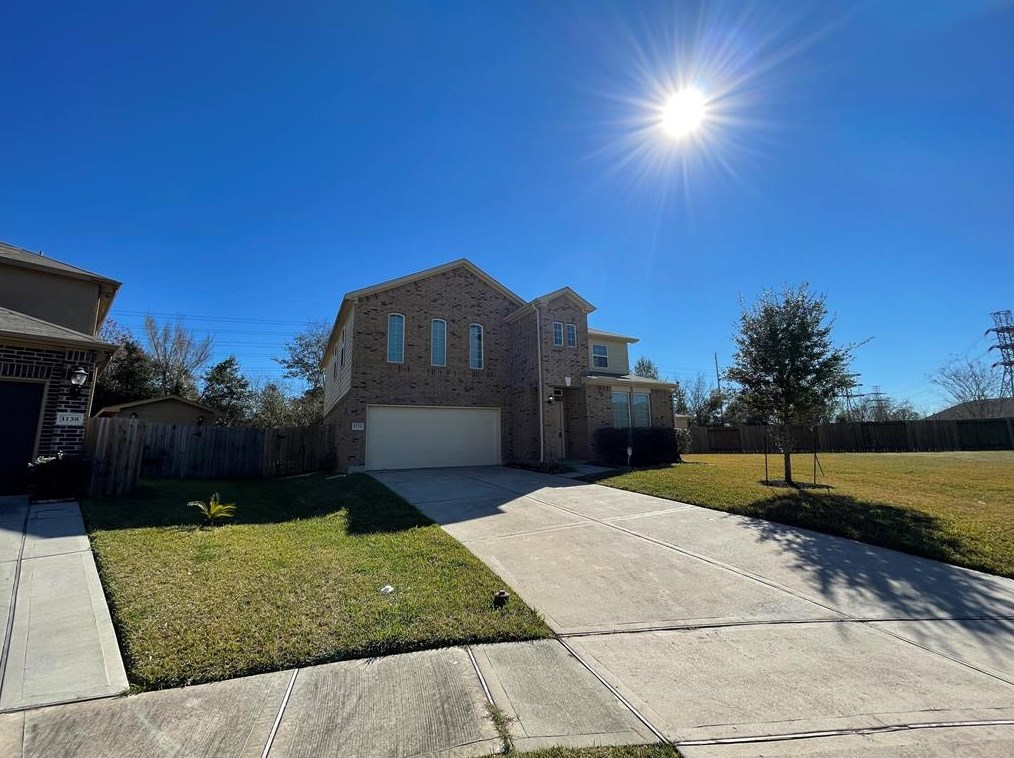 1134 Gem Stone Ct, Baytown TX  77521-9183 exterior