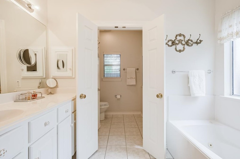 19914 Ivory Ml Ln, Houston TX  77094-3456 exterior