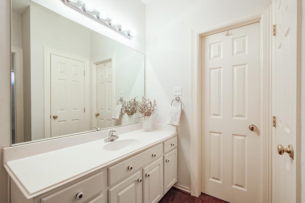 19914 Ivory Ml Ln, Houston TX  77094-3456 exterior