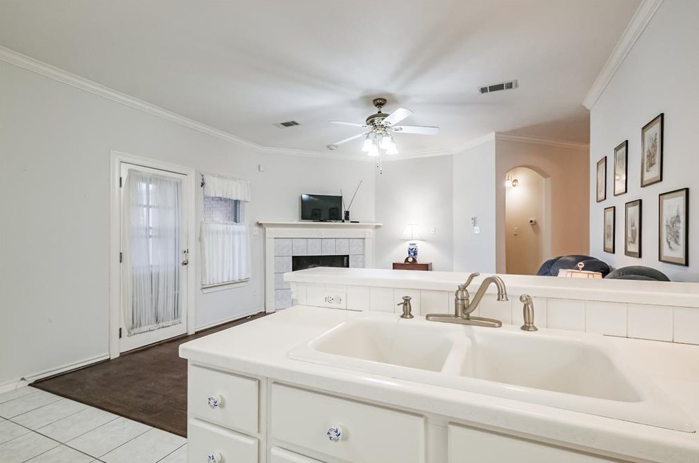 19914 Ivory Ml Ln, Houston TX  77094-3456 exterior