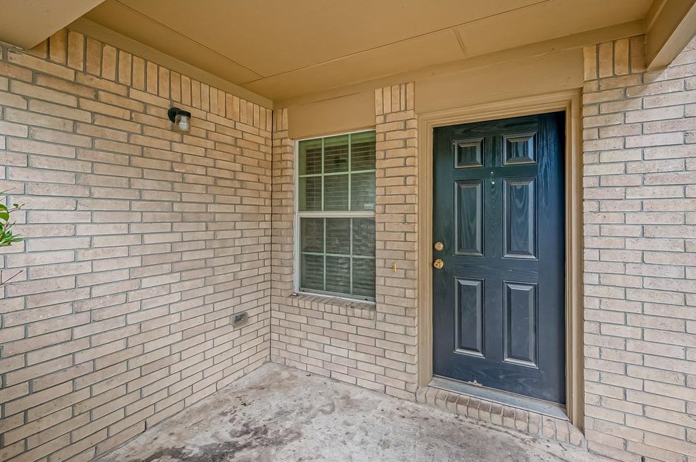 838 Darbydale Crossing Ln, Houston, TX 77090