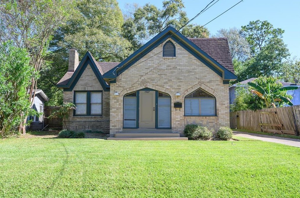 1907 Esperanza St, Houston, TX 77023
