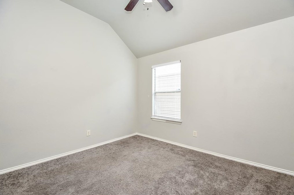 19838 Middlegate Ln, Richmond TX 77407-4065 exterior