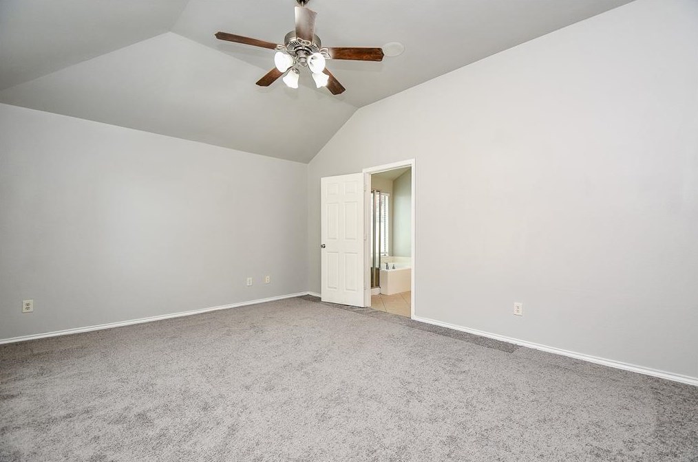 19838 Middlegate Ln, Richmond TX 77407-4065 exterior