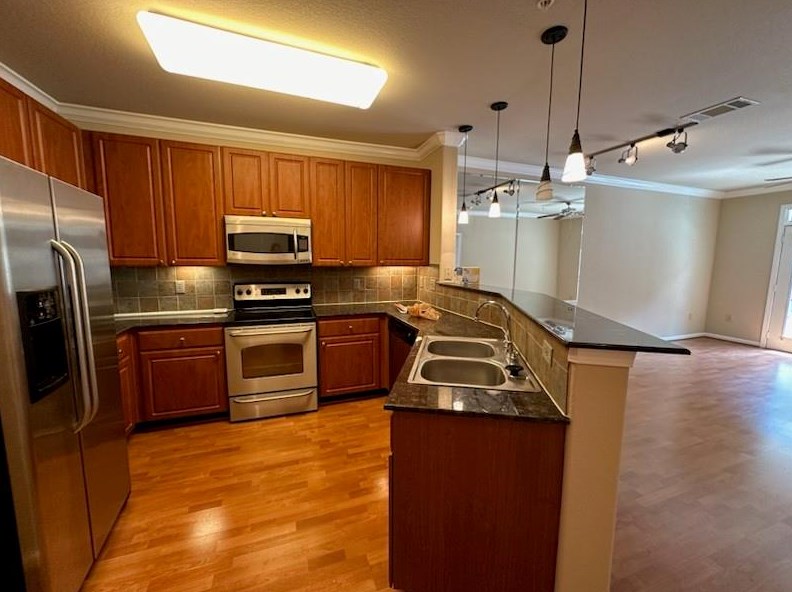 1711 Old Spanish Trl Apt 210, Houston, TX 77054