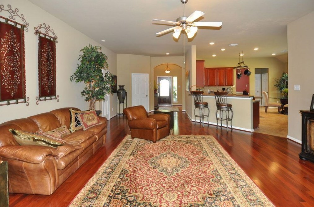 11 Olde Rose Ct, Spring TX 77382-5373 exterior