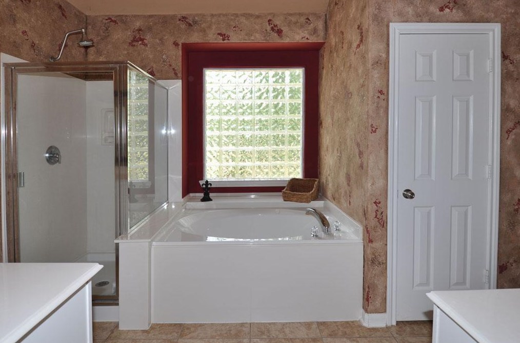 11 Olde Rose Ct, Spring TX 77382-5373 exterior