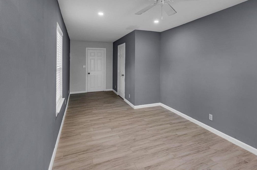 6745 Alpine Dr, Houston TX  77061-2603 exterior