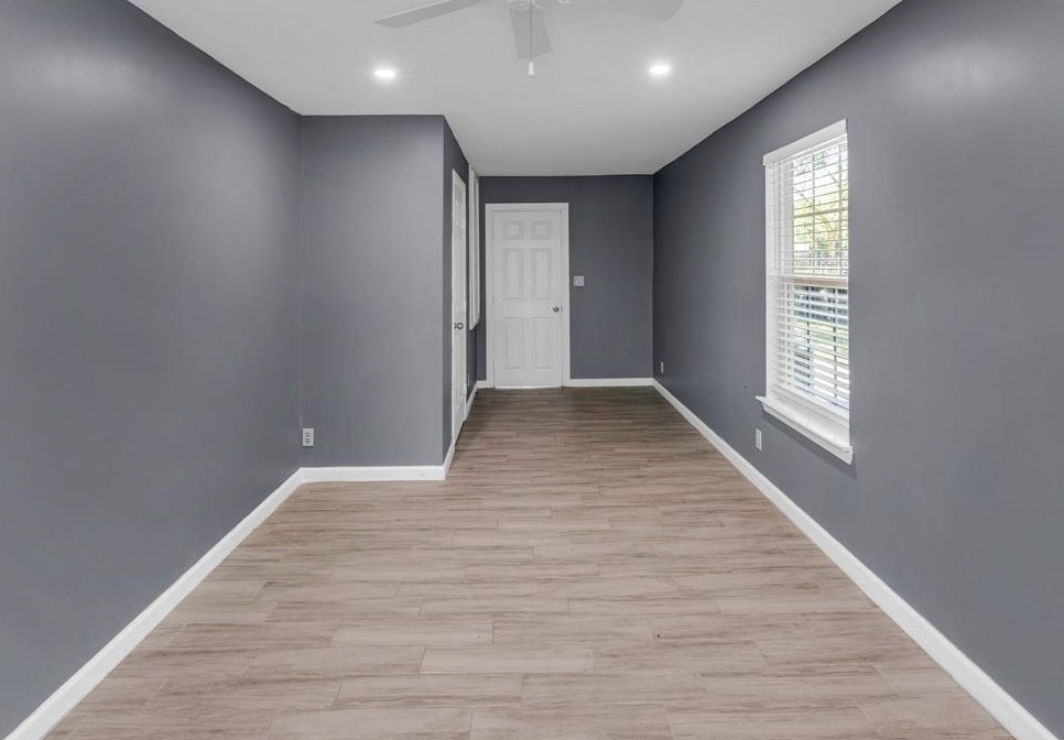 6745 Alpine Dr, Houston TX  77061-2603 exterior