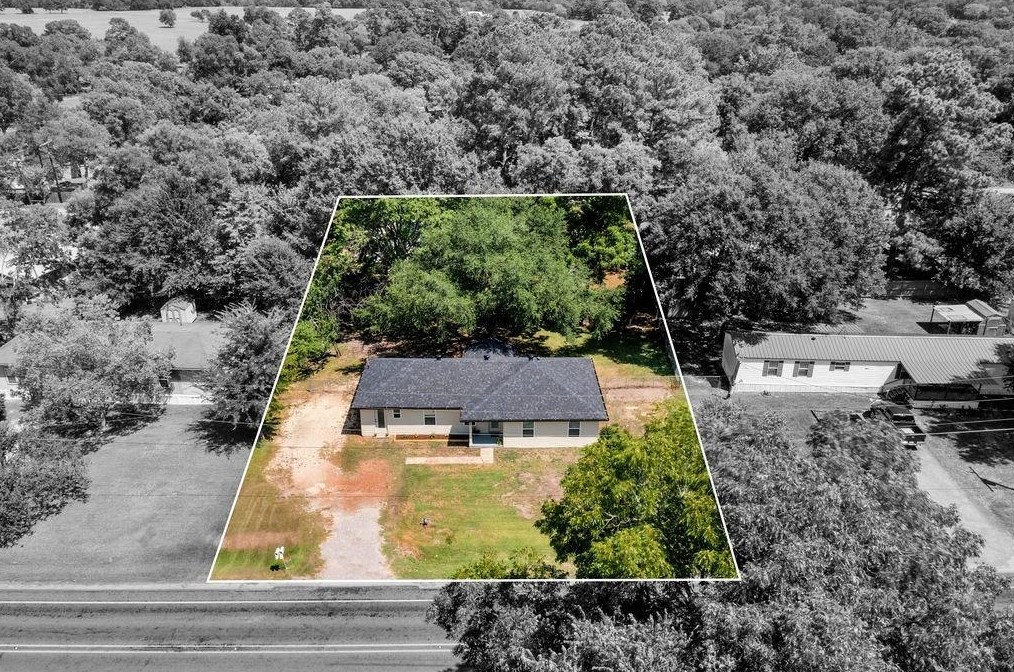 555 Fm 1375 Rd, New Waverly TX 77358-3513 exterior