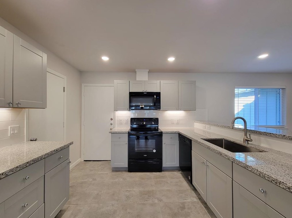 7126 Triola Ln, Houston, TX 77074