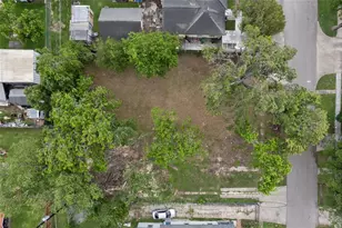 619 Gazin St, Houston, TX 77020 - Photo 1