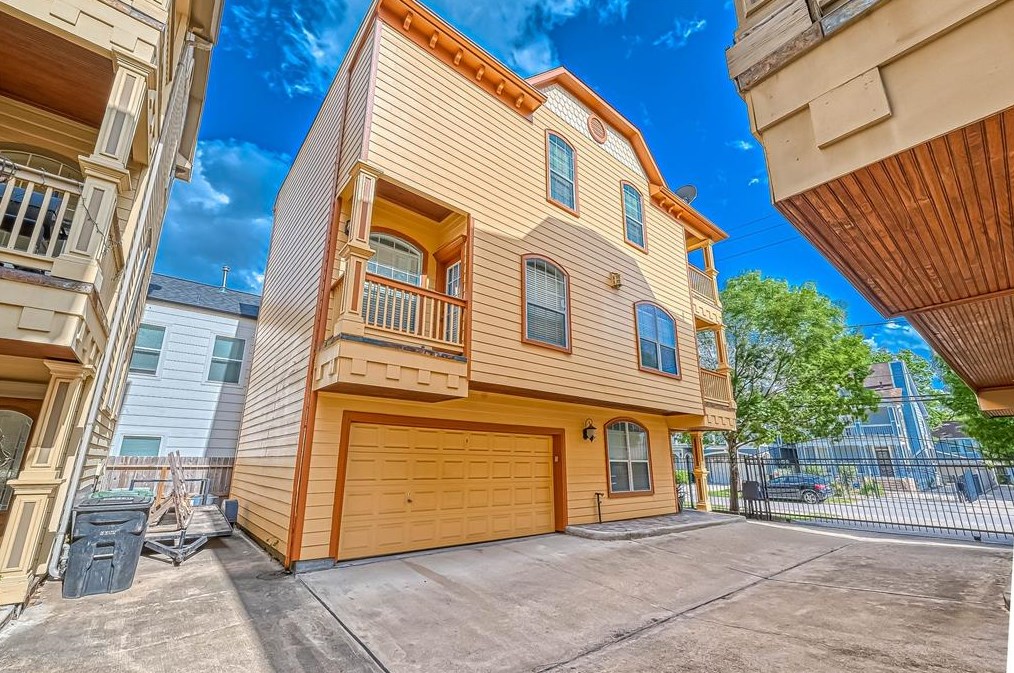 931 W 25th St #a, Houston, TX
