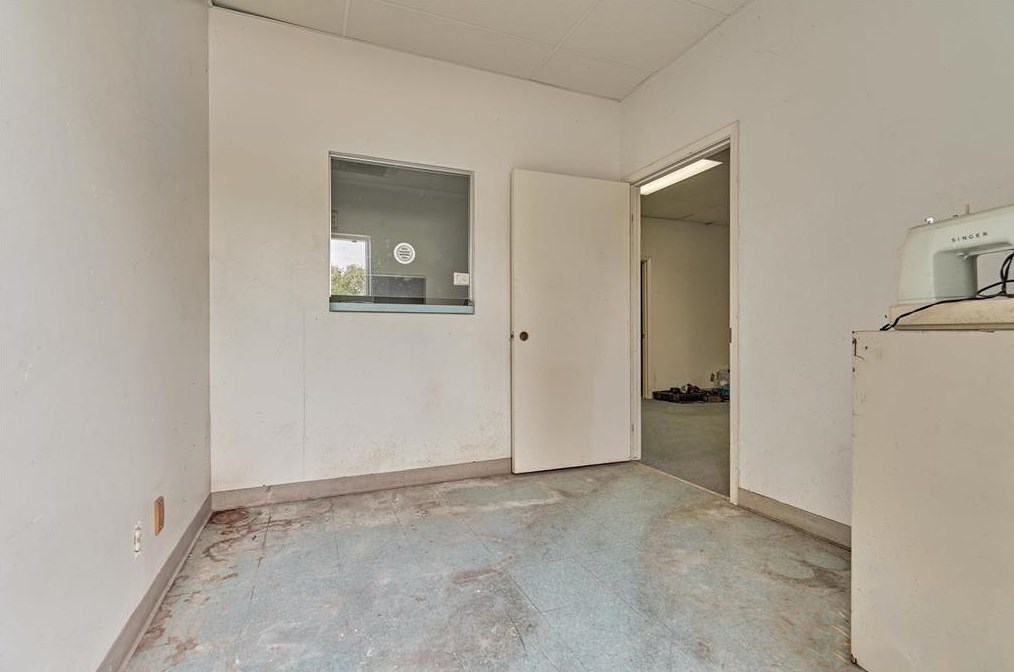 9103 Shl Crk Dr, Houston TX  77064-1617 exterior