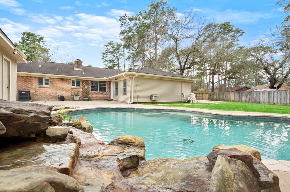 17430 Largs Cir, Spring, TX 77379-3881