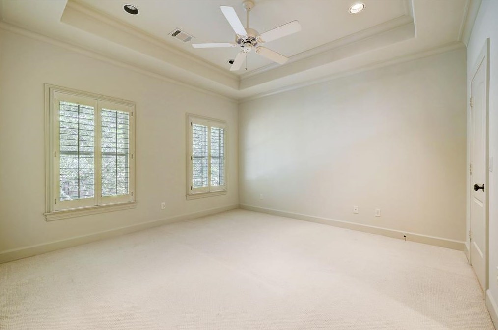 2733 Cason St, Houston TX  77005-3812 exterior