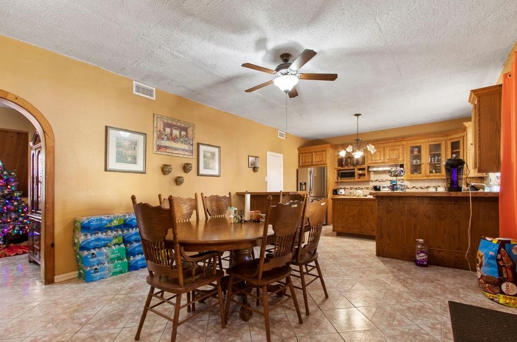 13915 Brownsville St, Houston TX  77015-4112 exterior