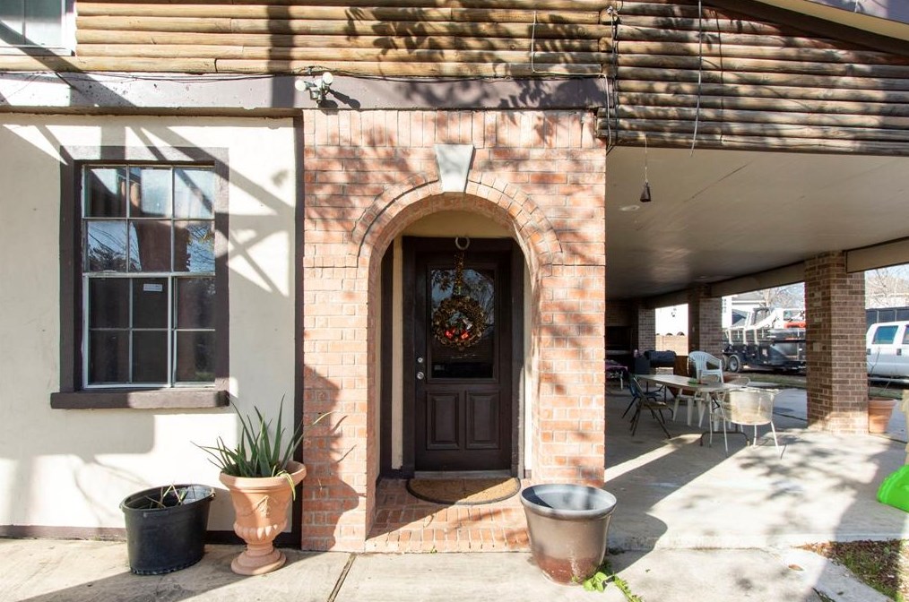 13915 Brownsville St, Houston TX  77015-4112 exterior