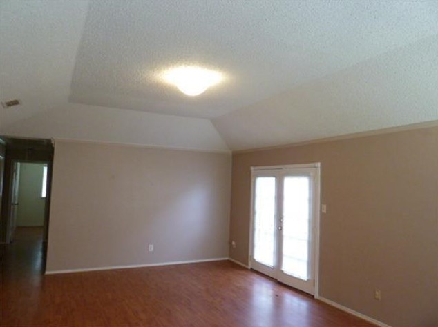 8410 Grand Knolls Dr, Houston TX  77083-5502 exterior