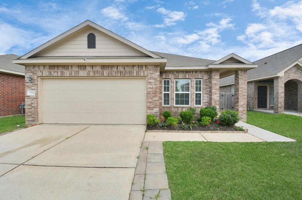 7534 Abbey Point Ln, Houston, TX 77049
