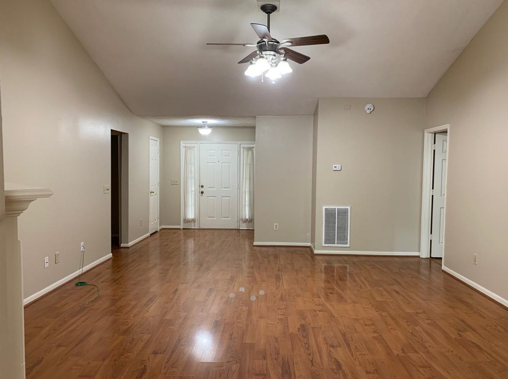 207 Dreamweaver Cir, Spring TX  77380-4207 exterior