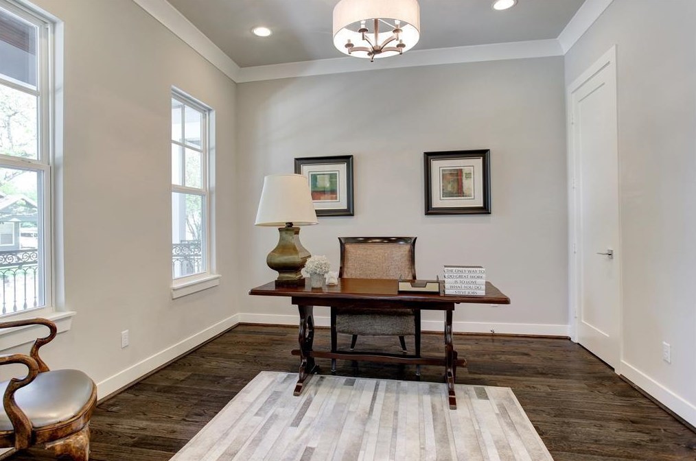 1016 Aurora St, Houston, TX 77009