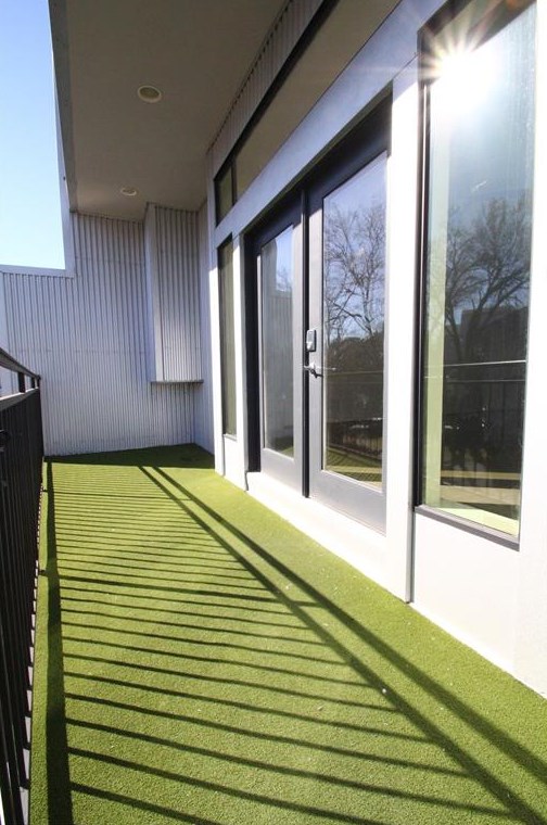 2508 Genesee St, Houston, TX 77006-3211