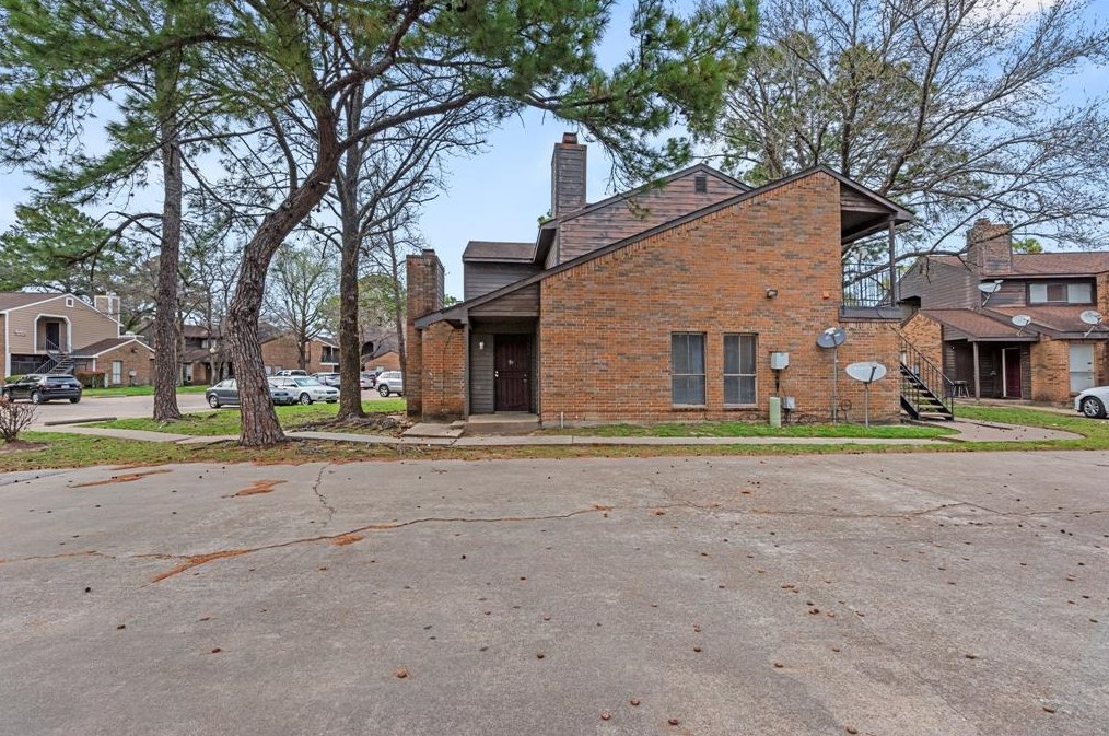 7200 T C Jester Blvd, Houston TX  77088-7447 exterior