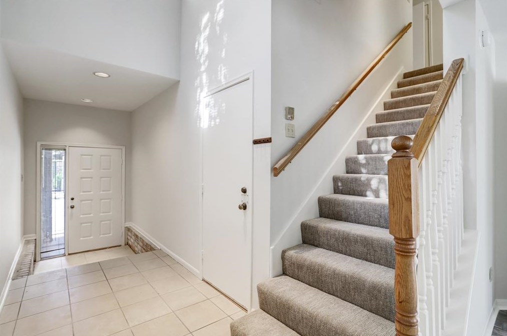 2023 Converse St, Houston, TX 77006-1301