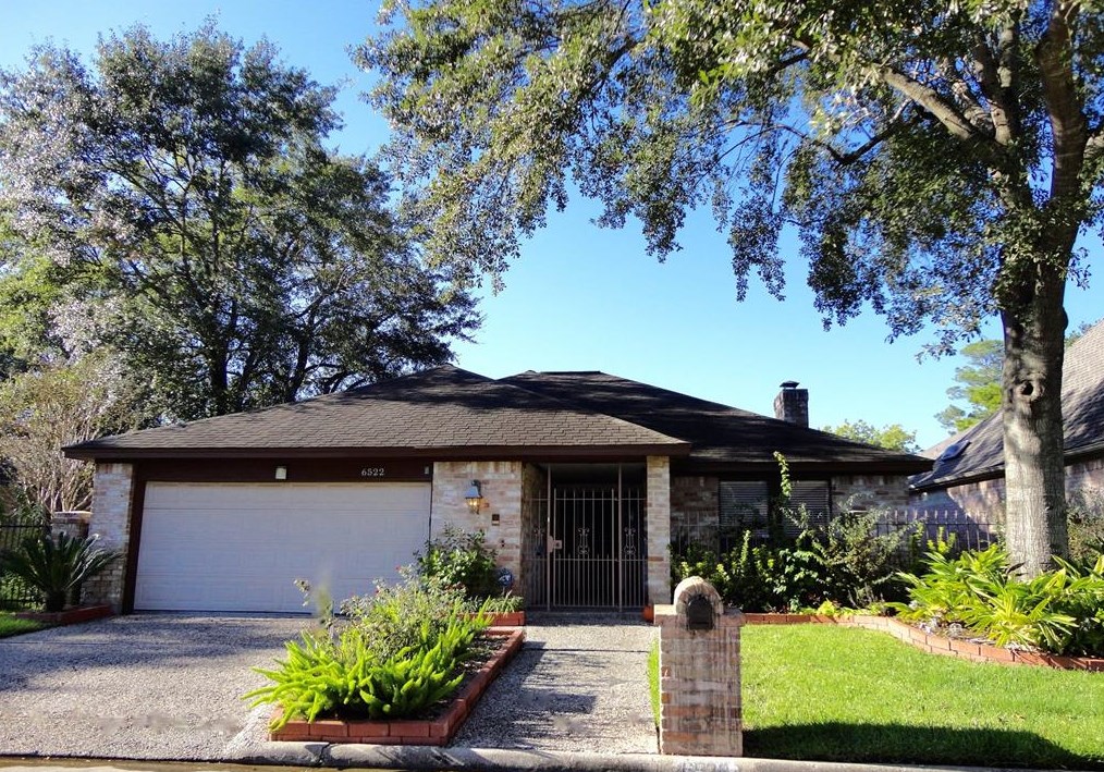 6522 Preston Trail Dr, Houston, TX 77069