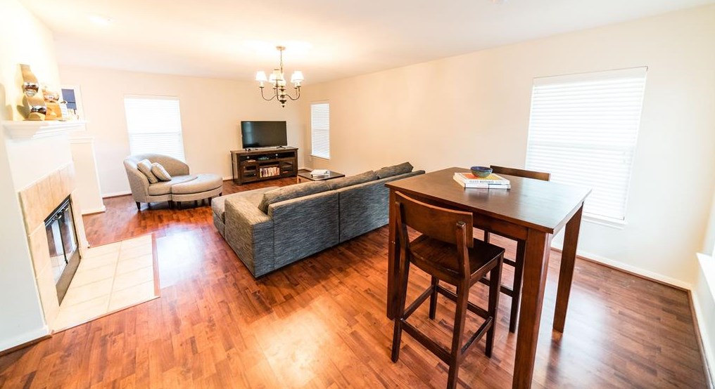 4501 Nichols St, Houston, TX 77020