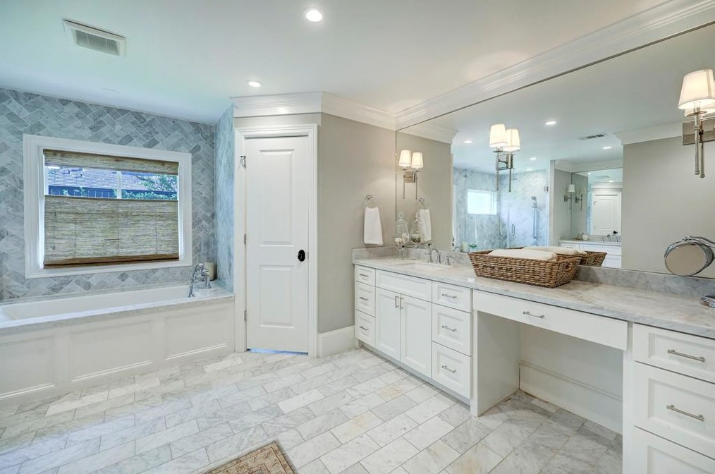 12227 Boheme Dr, Houston TX  77024-4930 exterior
