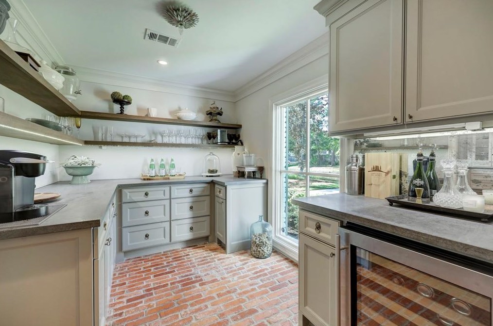 12227 Boheme Dr, Houston TX  77024-4930 exterior