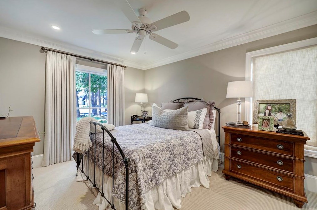 12227 Boheme Dr, Houston TX  77024-4930 exterior