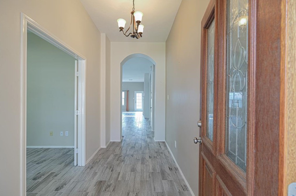 21579 Kings Bend Dr, Humble, TX 77339