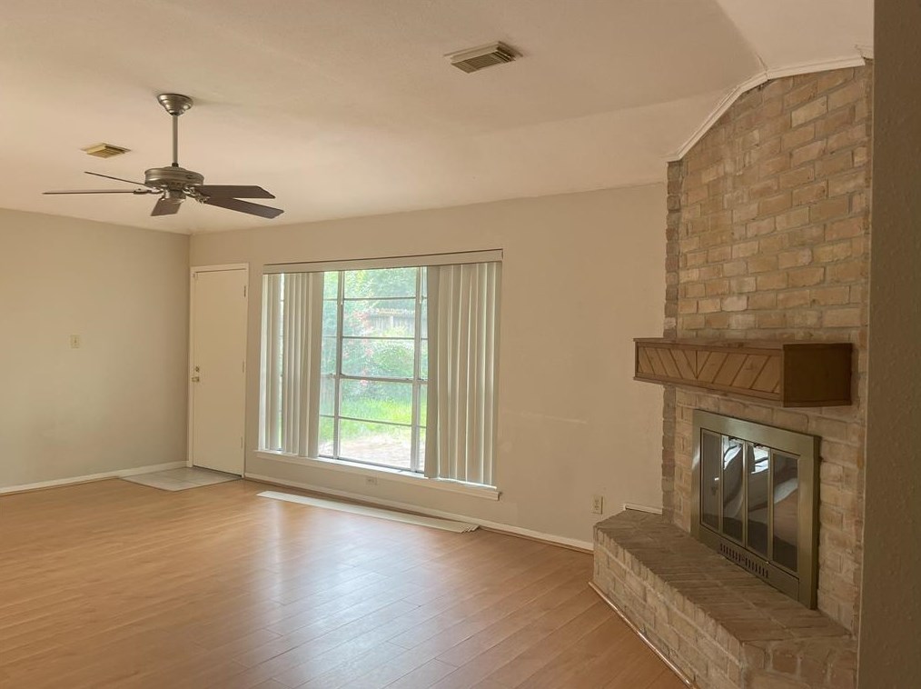 15706 Spring Forest Dr, Houston, TX 77059