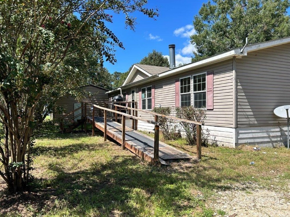 239 St Lucia Ln, Pointblank, TX 77364